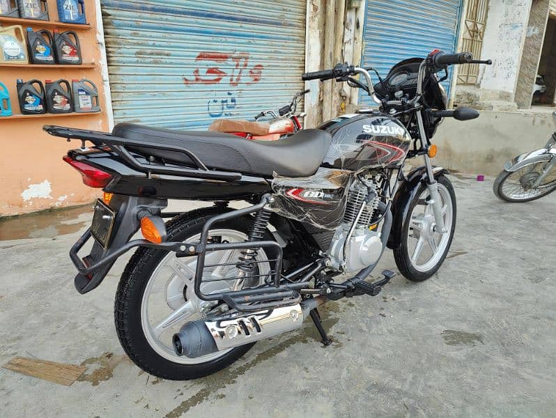 Suzuki GD 110 2