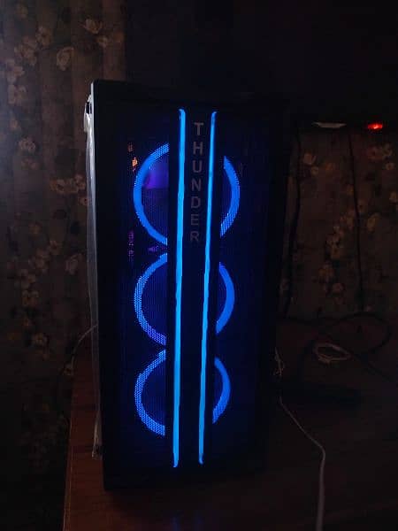 urgent sale gaming PC In likely New Condition 10