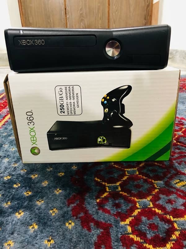 Xbox 360 with box 16