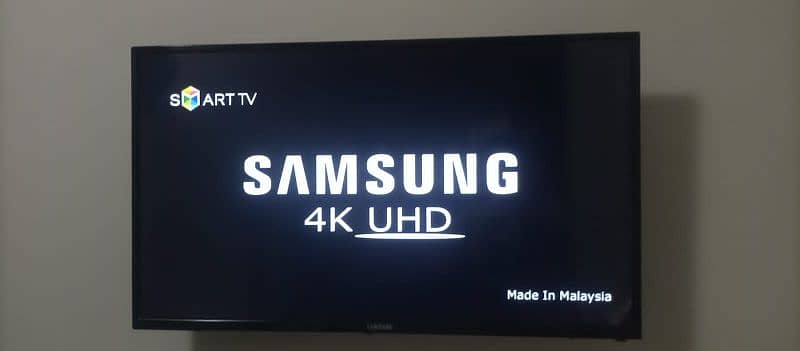 Android LED 42 inches 4k HD resolution 1