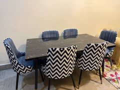 6 persons Dining Table