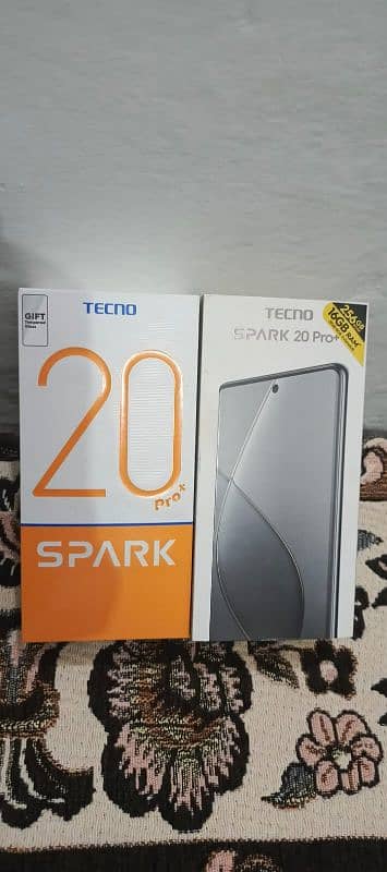 Tecno Spark 20 Pro Plus 16//256 Edge 8