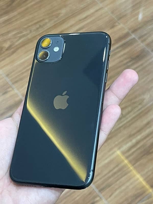 iPhone 11 64 GB PTA APPROVED 4