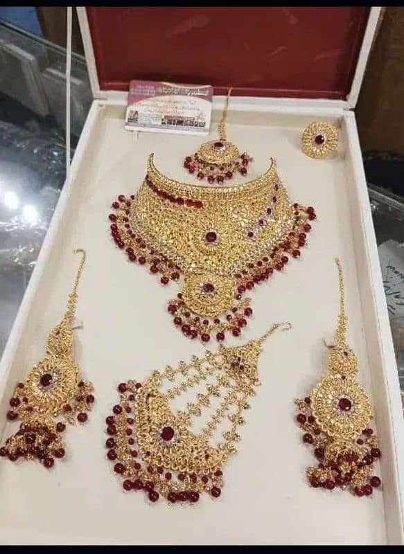 Bridal jewellery 8