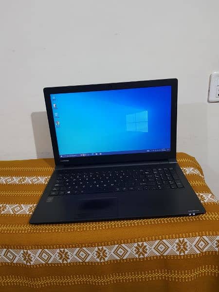 toshiba satelite core i3 5th gen 7