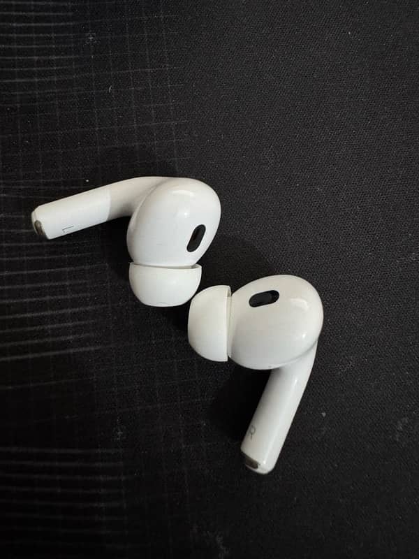 apple airpods pro 2 second gen type c copy 0