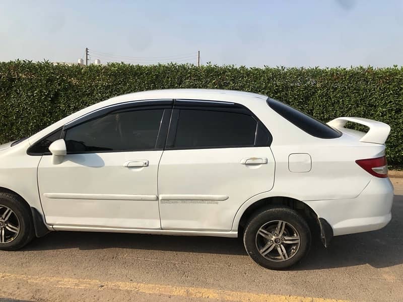 Honda City IDSI 2005 Total Original 5