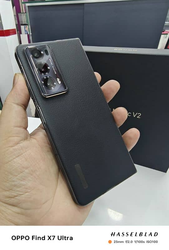 Honor Magic V2 16GB 512GB Official PTA Approved Leather Black Full Box 4