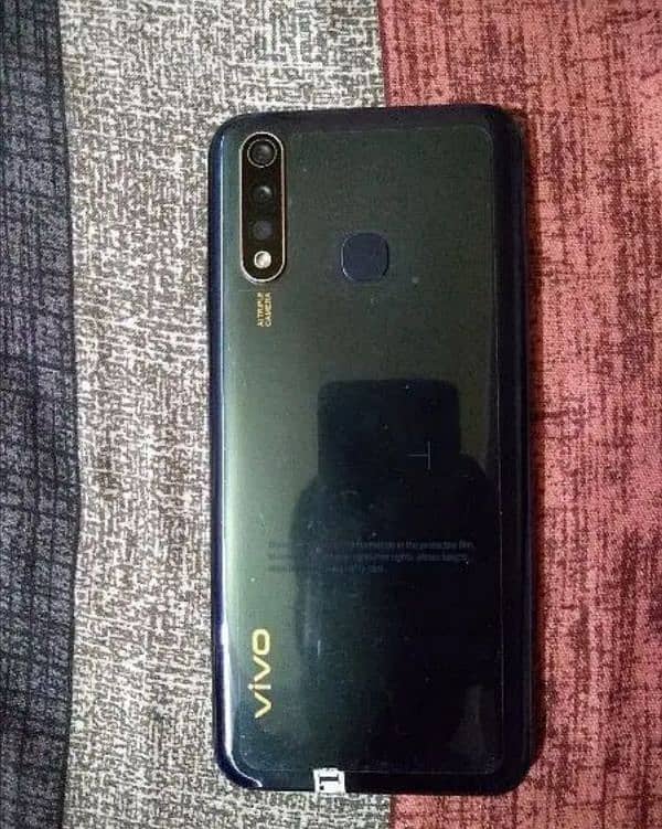 Vivo y19 1