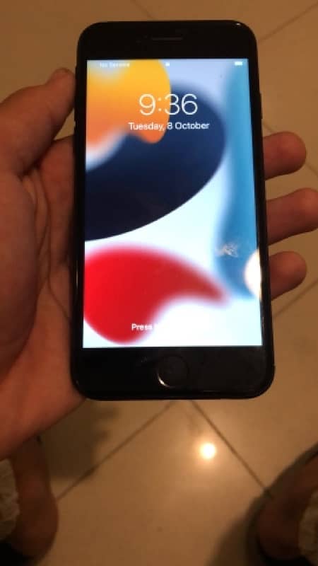 iPhone 7 10/10 condition 1