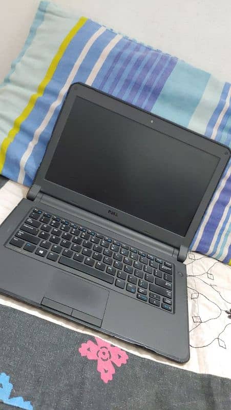 Dell Latitude 3340 - 4th Generation 2