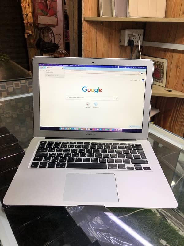 MacBook Air 13 Inches 2015 9