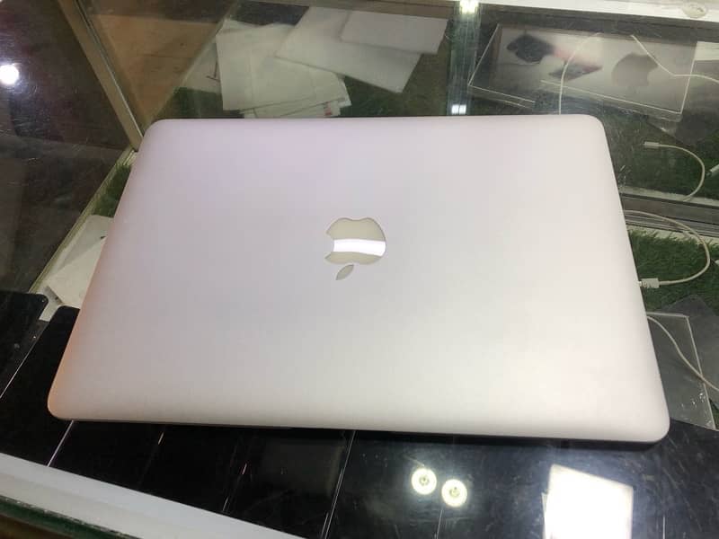 MacBook Air 13 Inches 2015 11