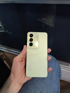 Vivo Y100