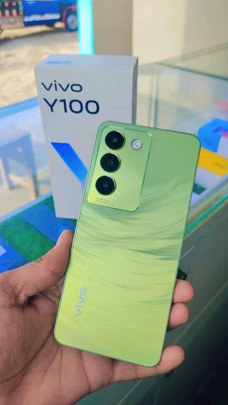 Vivo Y100 7