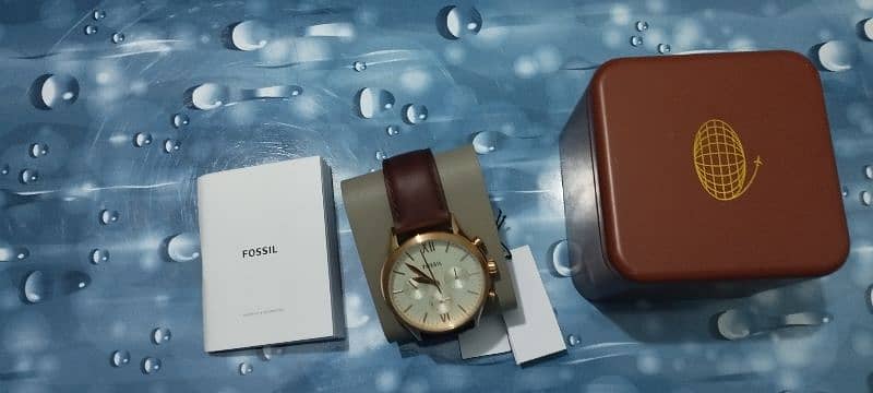 FOSSIL WATCH BRAND NEW IMPORTED 1