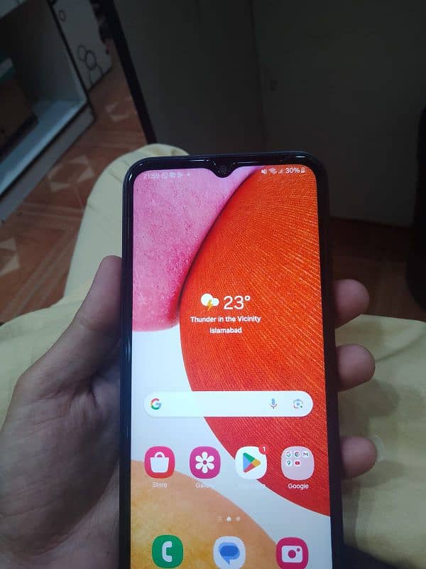 Samsung a14. . . 4.64 used box 1