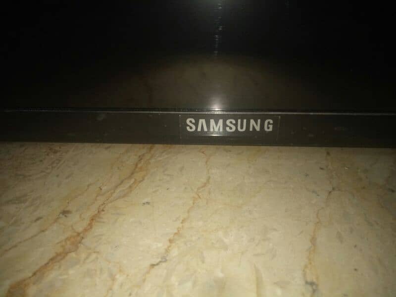 Samsung 32 inch smart 1