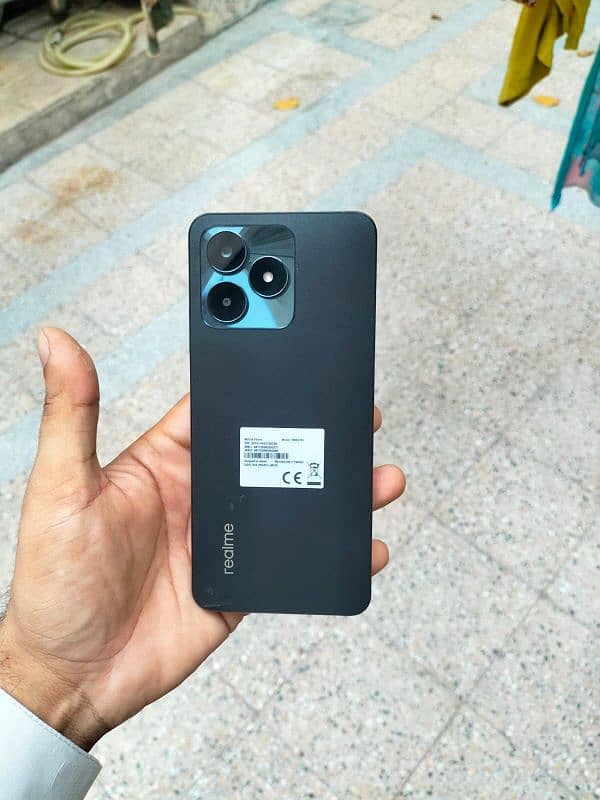 Realme C53 6