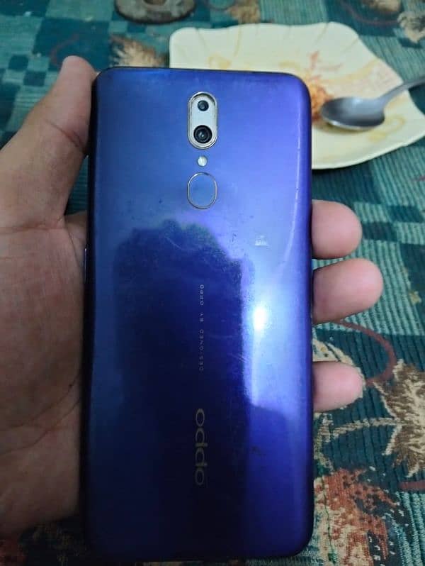 oppo f11 1