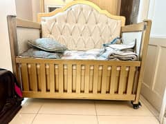 baby cot with mattress