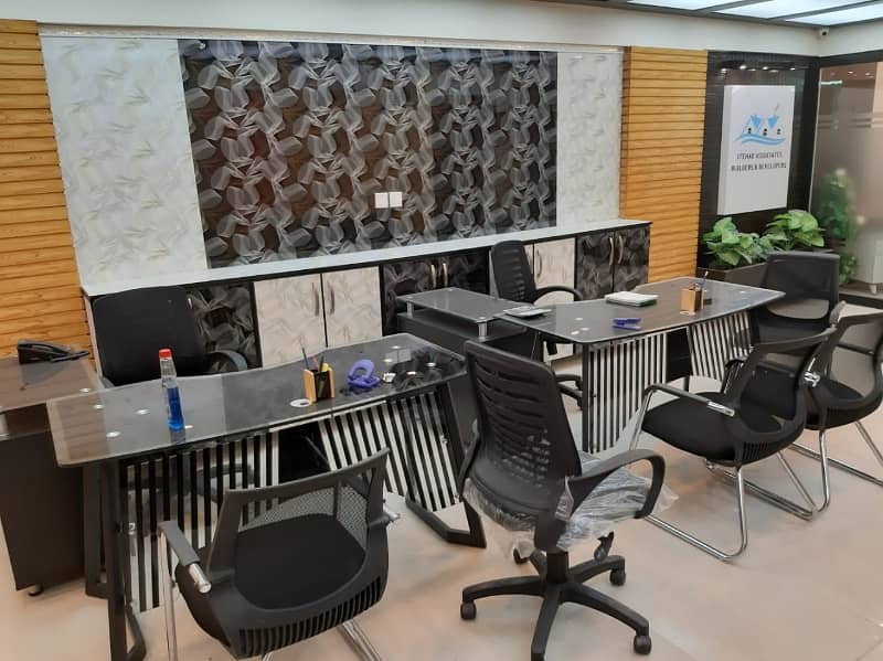 PHASE 6 VIP LAVISH FURNISHED OFFICE FOR RENT WITH LIFT 21