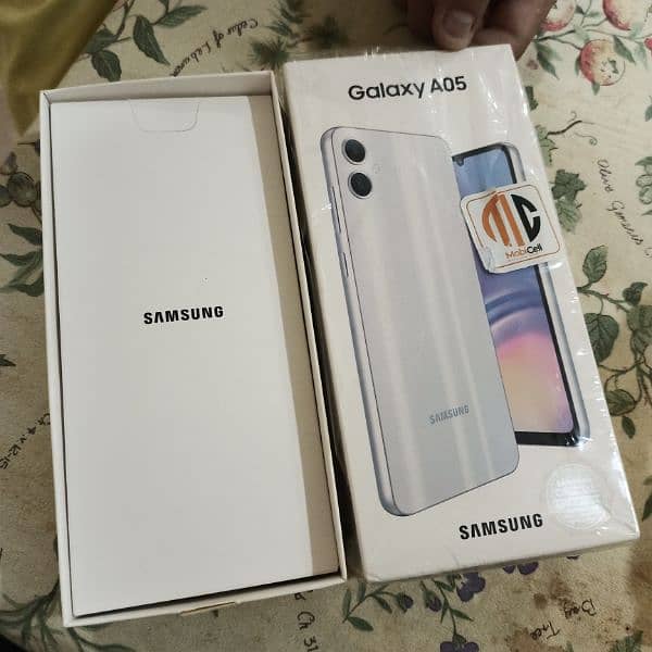 SAMSUNG A05 4GB 64GB 1