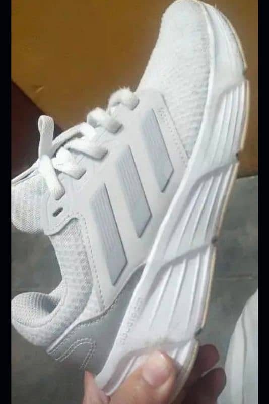 original adidas shoes almost new 2