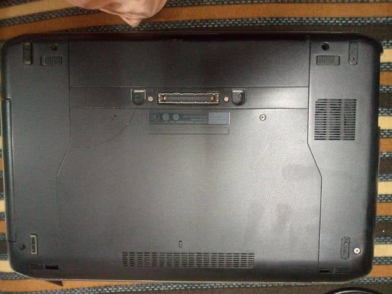 Dell latitude E-5430 laptop new condition 3