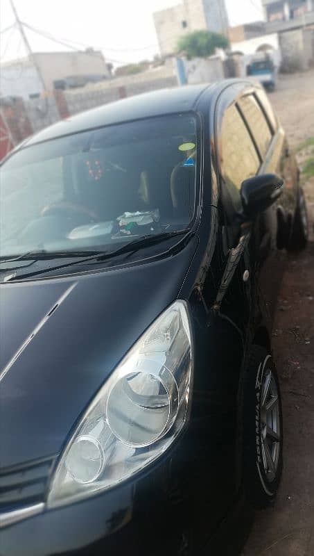 Nissan Note 2008 1