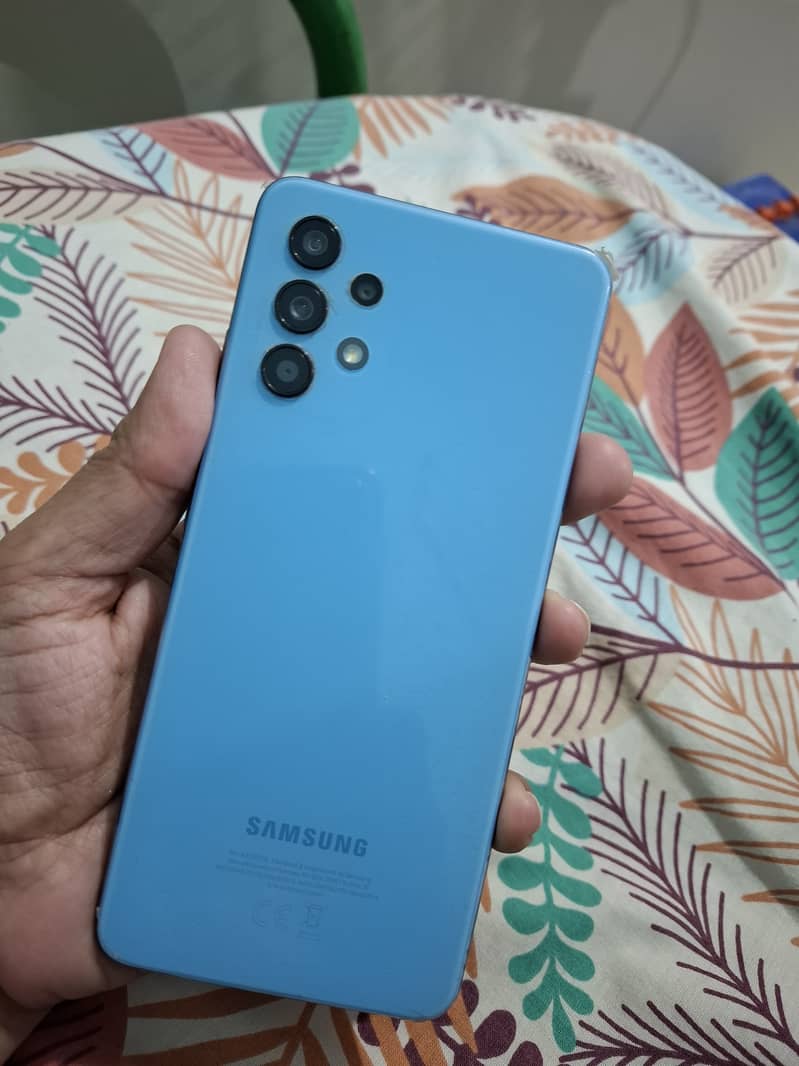 Samsung A32 (10/10) (Almost like new) 3