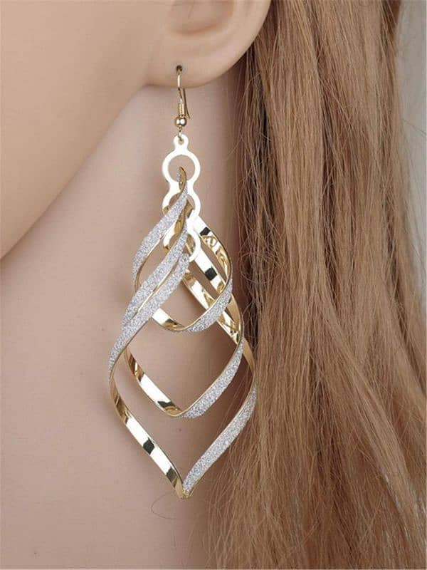 Elegant Spiral Dangle Drop Earrings 1