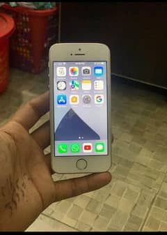 I phone 5s pta approved 64gb 0322,7573476 Whatsapp