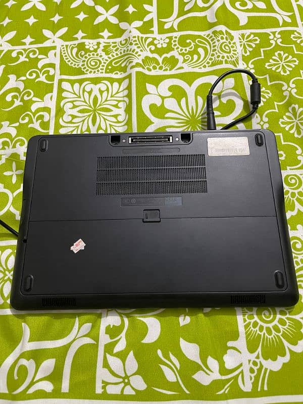 E7240 Dell latitude 2