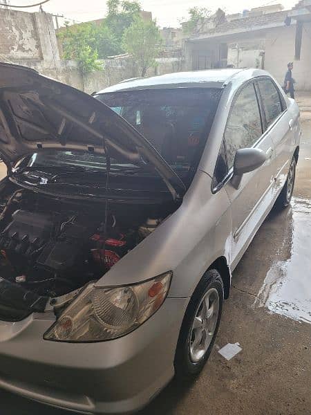 Honda City IDSI 2004 for urgent sale 7