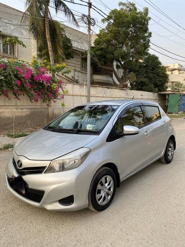 Toyota Vitz 2013/16 for sale 2