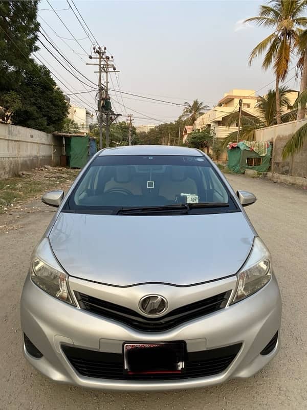 Toyota Vitz 2013/16 for sale 6