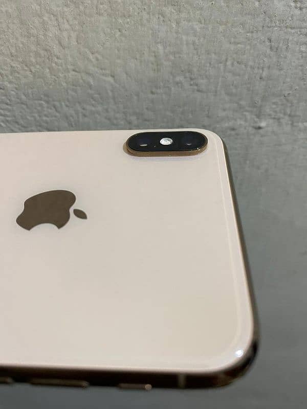 iphone xs max gold 1