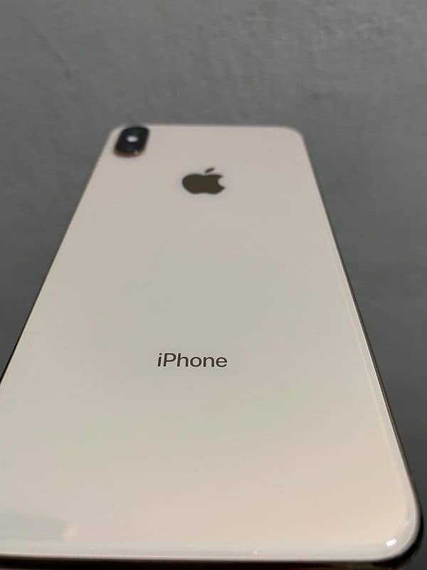 iphone xs max gold 2