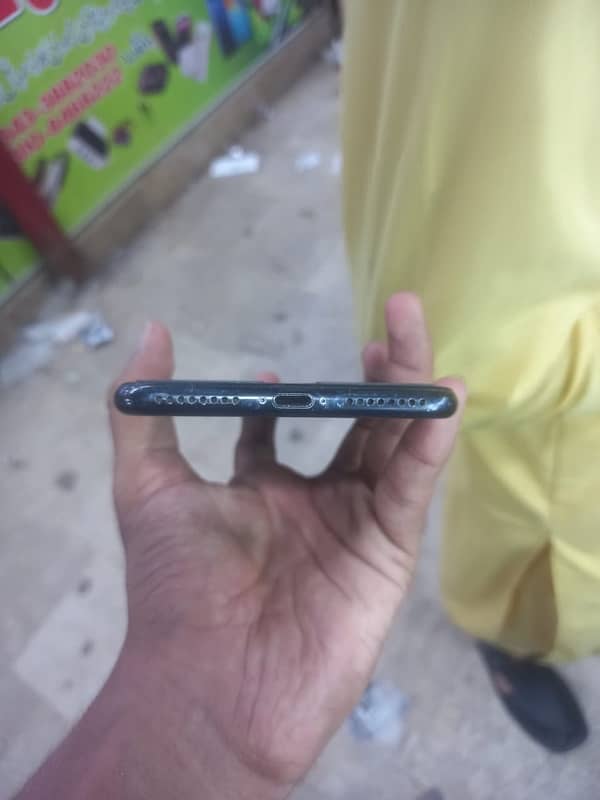 iPhone 7 Plus Official PTA Approved 5