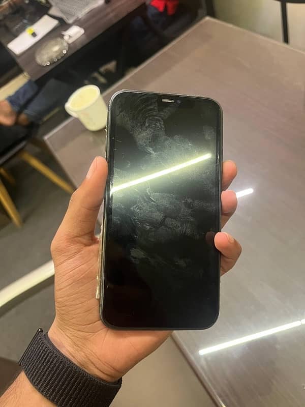 iphone 11  64gb nonpta factory unlock 3