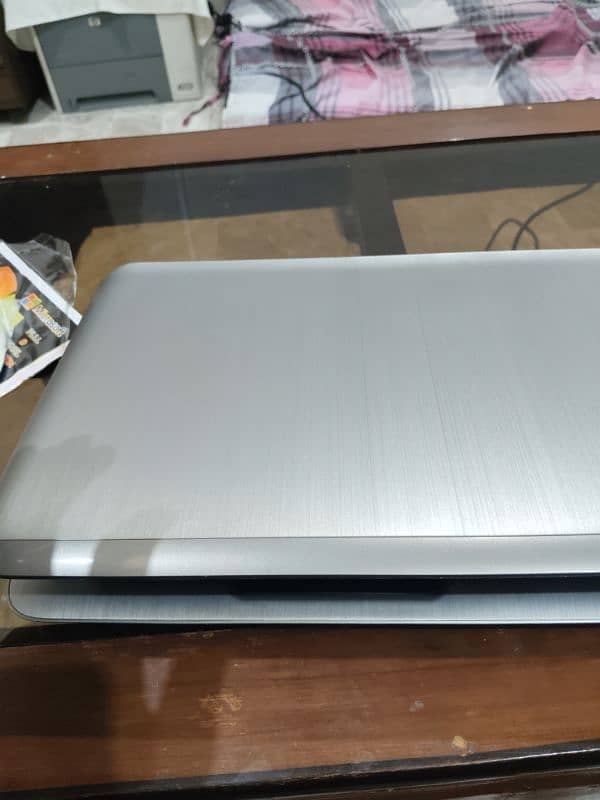 HP laptop i7 2nd generation new condition original charger 1