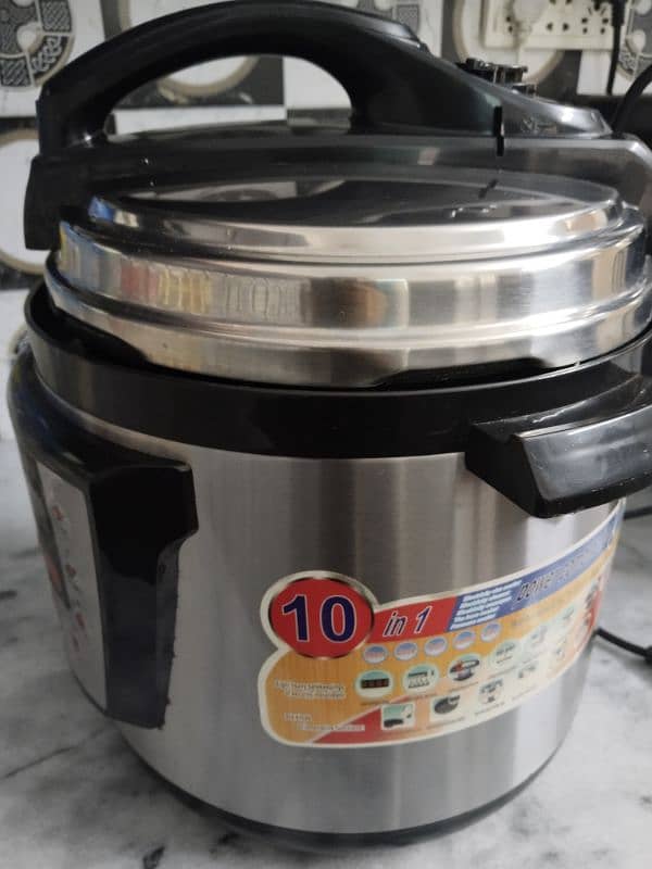 brand new instant pot. 7