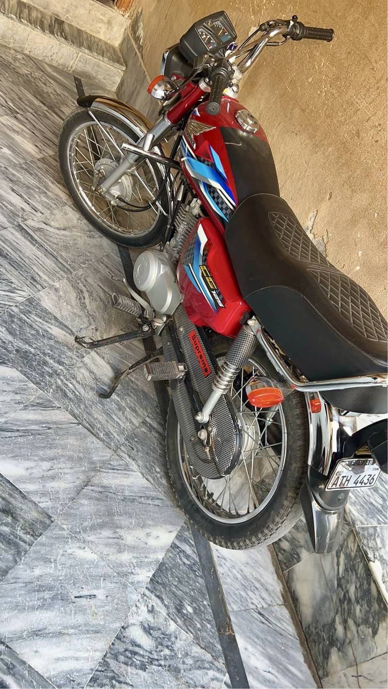 Honda CG 125 2024 1