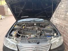 Nissan Sunny 2005