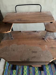 selling this table in used condition But Still okay 0