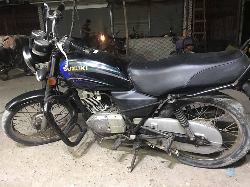 Suzuki GS 150 model 2008 2