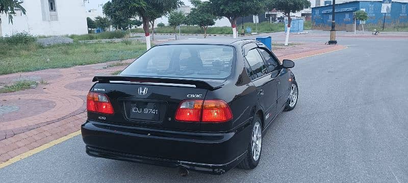 Honda Civic EXi 1999 8