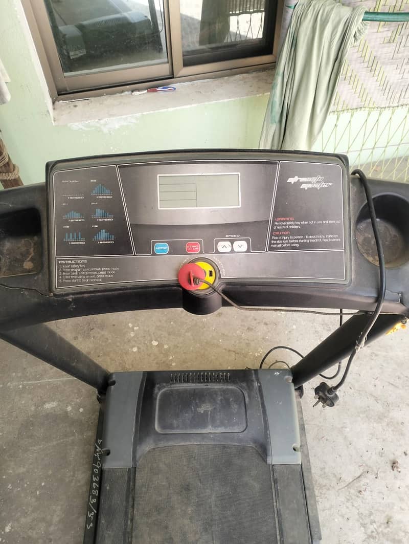 Running machine 4