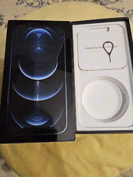 Iphone 12 pro jv box pack condition 128 10